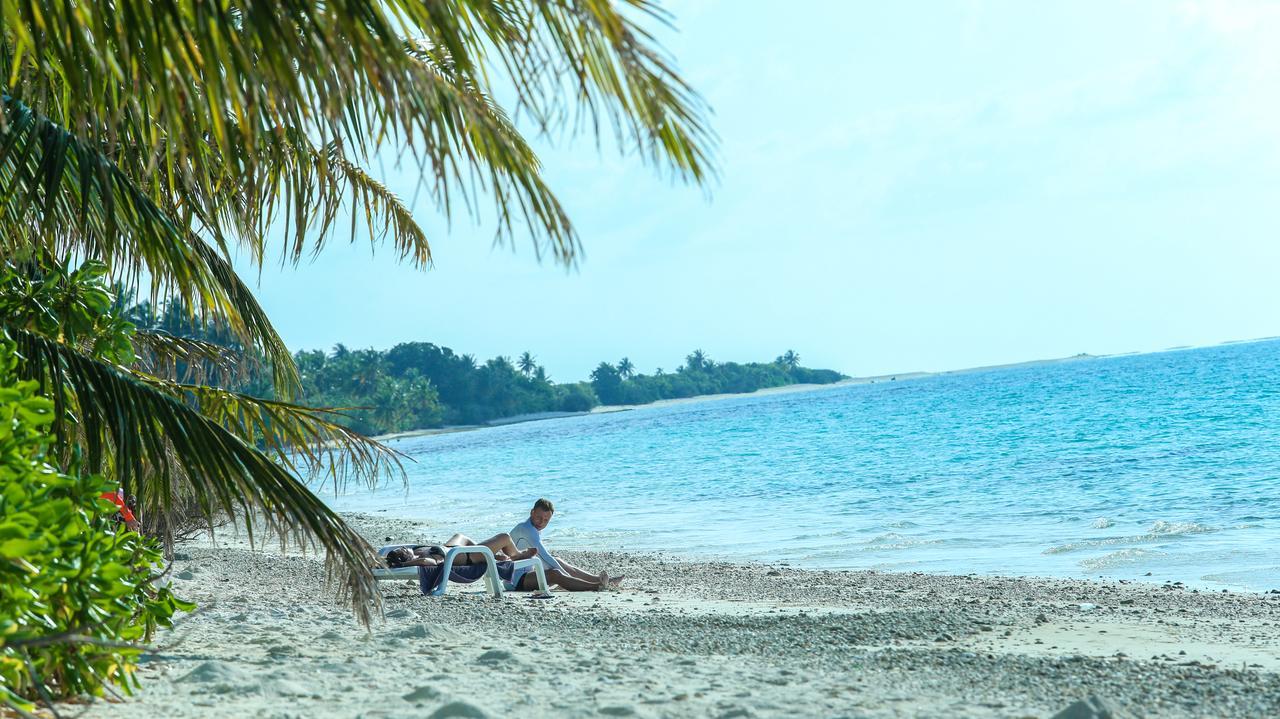 Dhigurah Retreat Beach Exterior photo